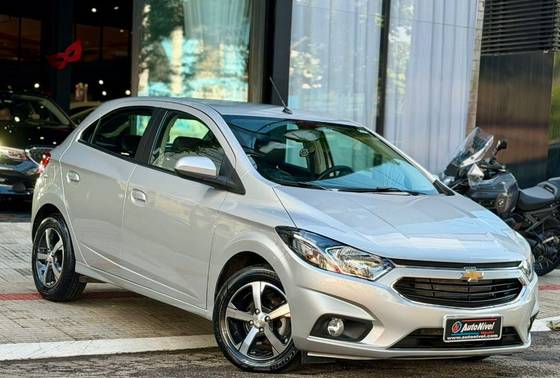 CHEVROLET ONIX 1.4 MPFI LTZ 8V FLEX 4P MANUAL